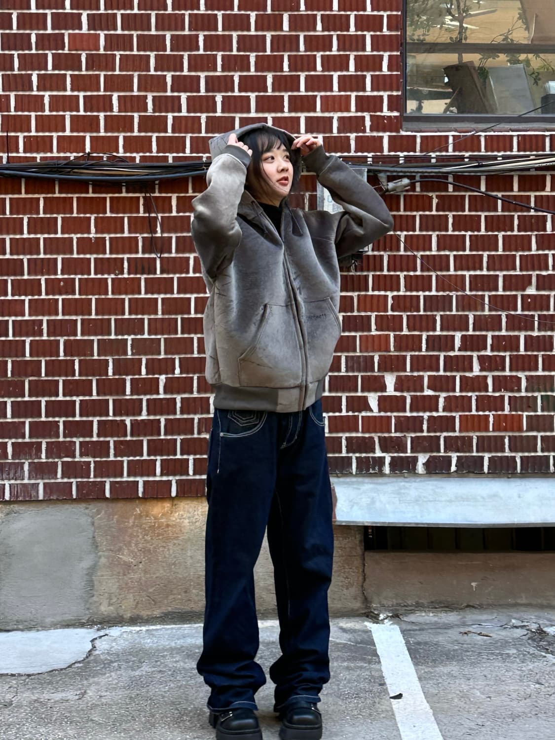 cp컴퍼니 패딩 칼하트 벨벳 후드집업 에비수 팬츠 상품이미지7