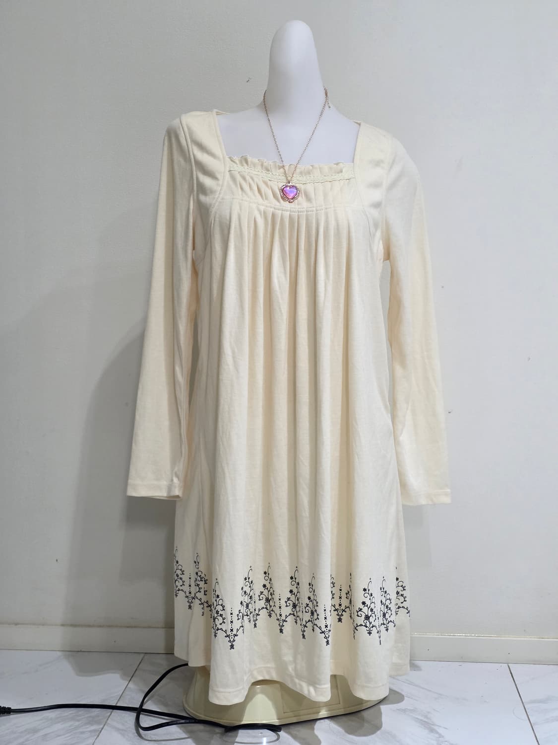 일본빈티지)아오이유우 스즈코모리걸 엑팜깔 프릴로맨틱롱슬리브바선생원피스 상품이미지1