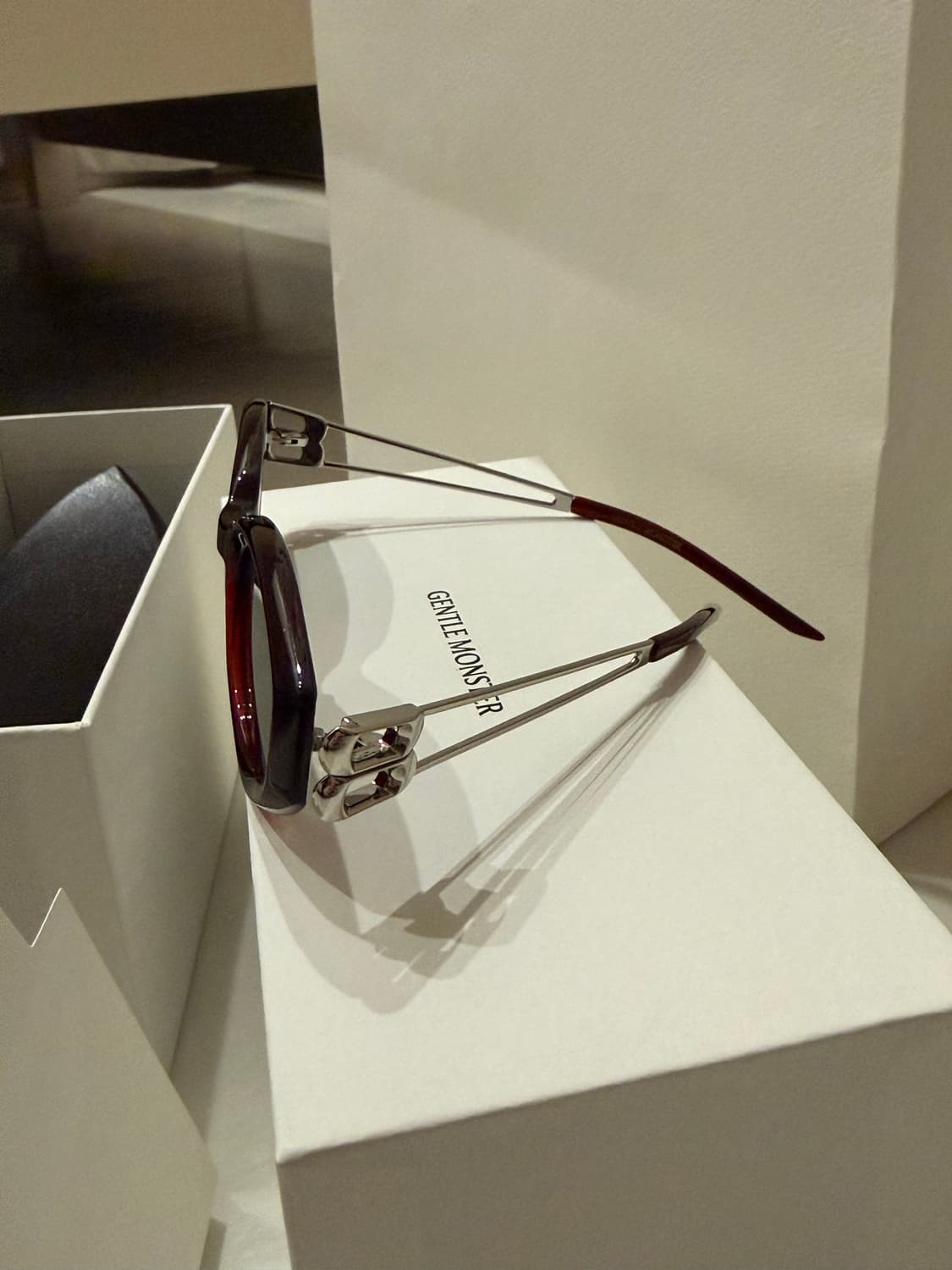 젠틀 몬스터 쿤스트 RC3 레드 그레이 상품이미지3