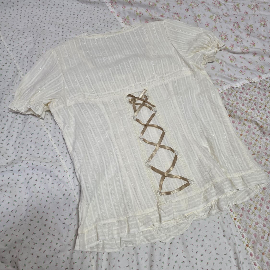 엑시즈팜 코르셋 리본 베스트 블라우스 세트 라떼갸루 리즈리사 트랄라라깔 상품이미지6