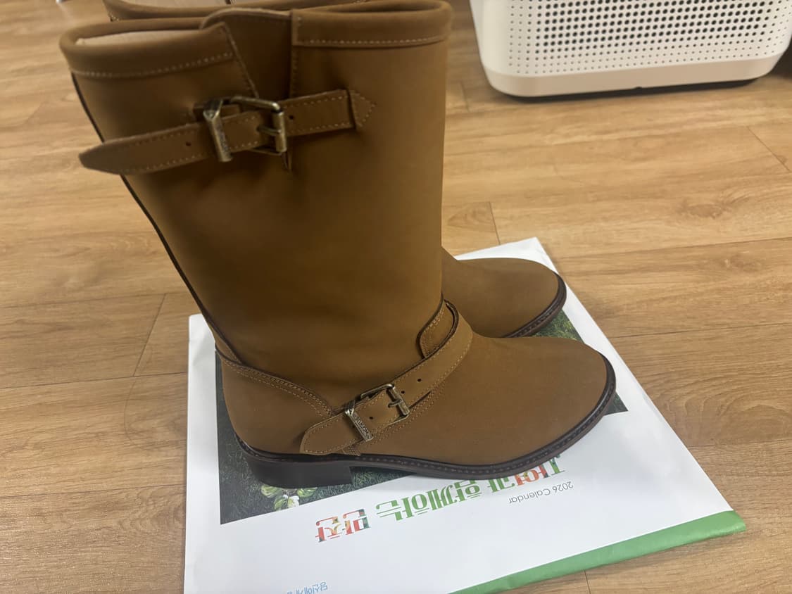 HOWUS Firenze 부츠 새상품 230사이즈 정가 349,000원 상품이미지7