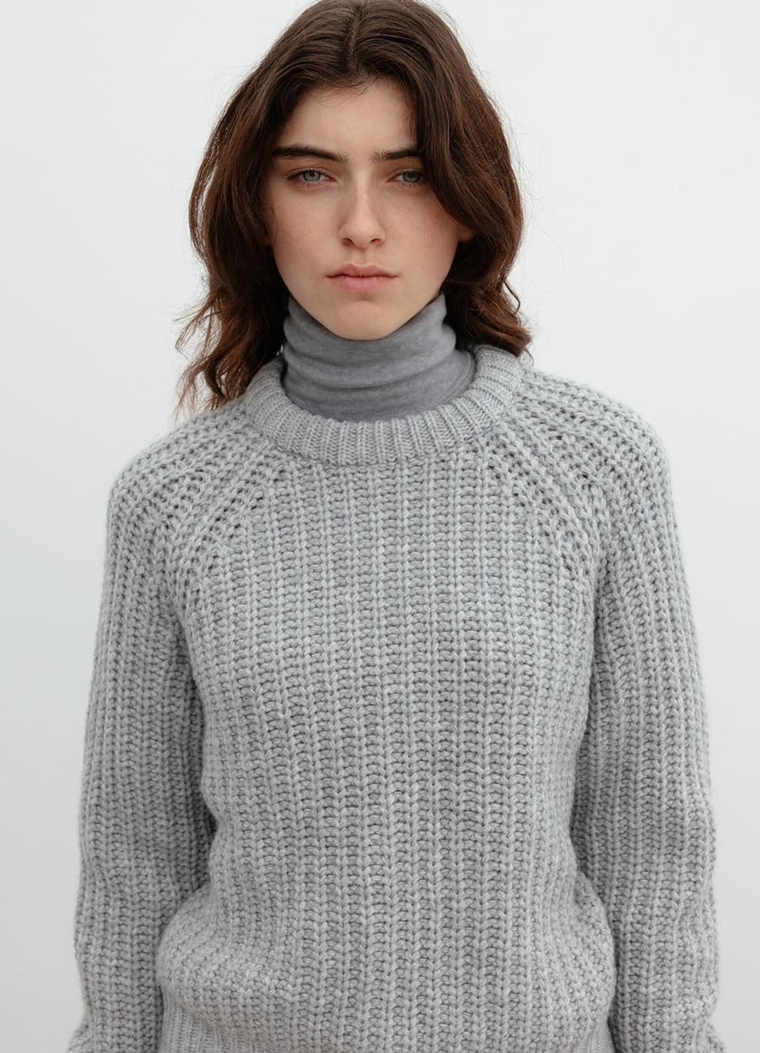 LFM Handmade Round Neck Sweater 상품이미지2