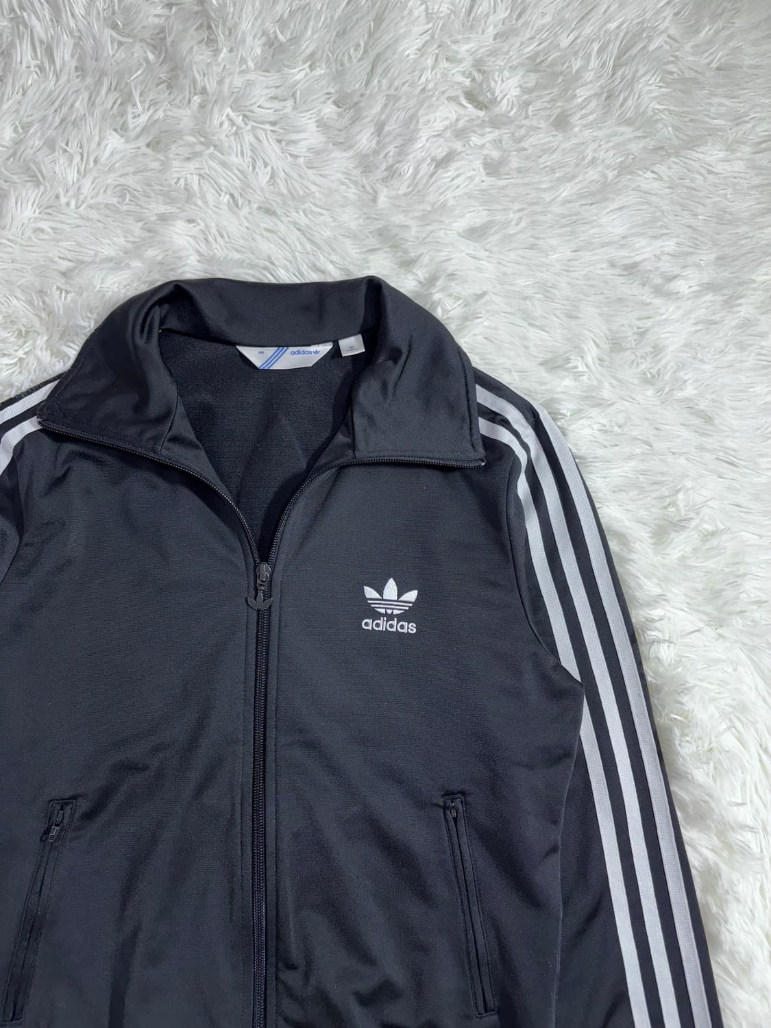 아디다스 빅로고 블랙 유로파 트랙탑  상품이미지7