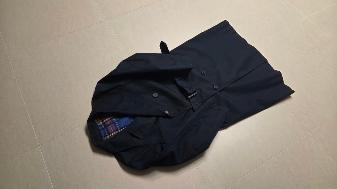 유니클로  x  JW 앤더슨 리버시블 체크 트렌치 코트 상품이미지2