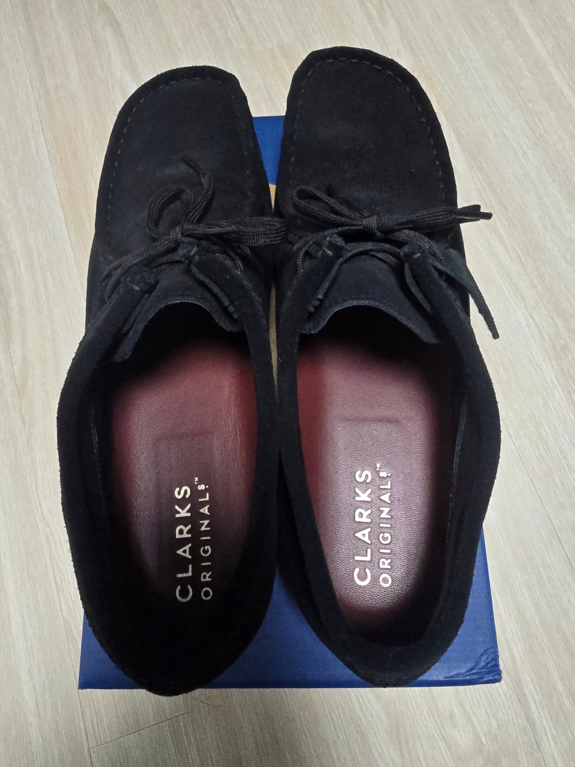 클락스 왈라비 고어텍스 블랙
- uk10/us11 사이즈 상품이미지5