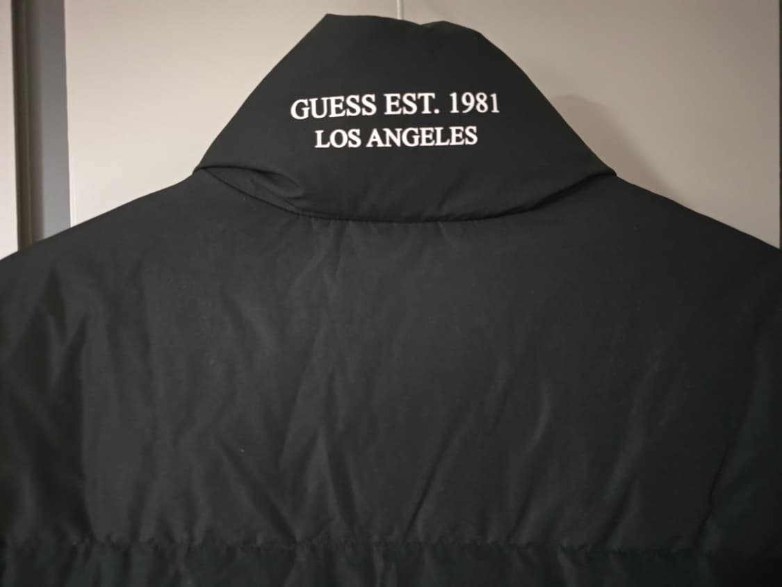 GUESS 게스 남자 덕다운 패딩점퍼.
싸이즈 95 m
 상품이미지5