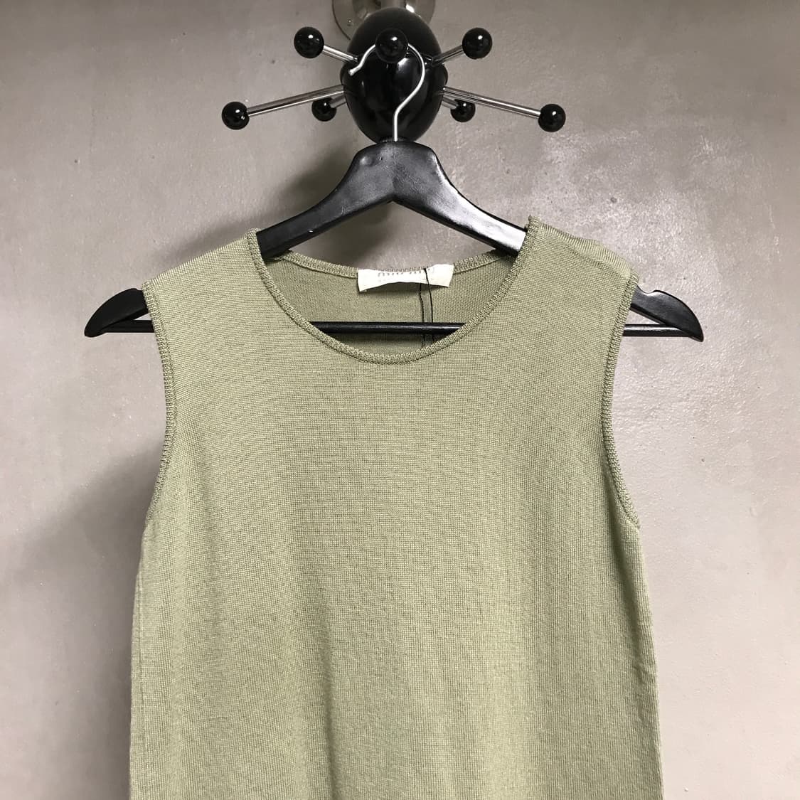 미우미우 슬리브리스 니트 40(W) 상품이미지2