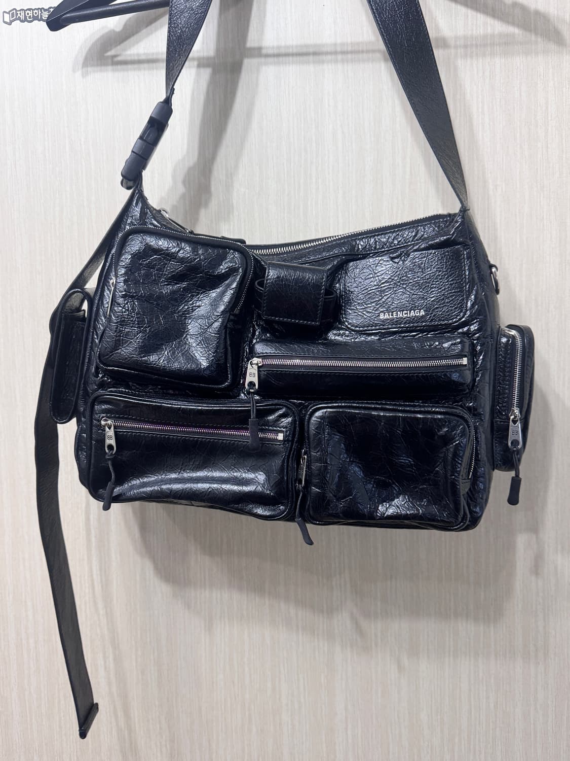 발렌시아가 수퍼비지 메신저백 상품이미지1