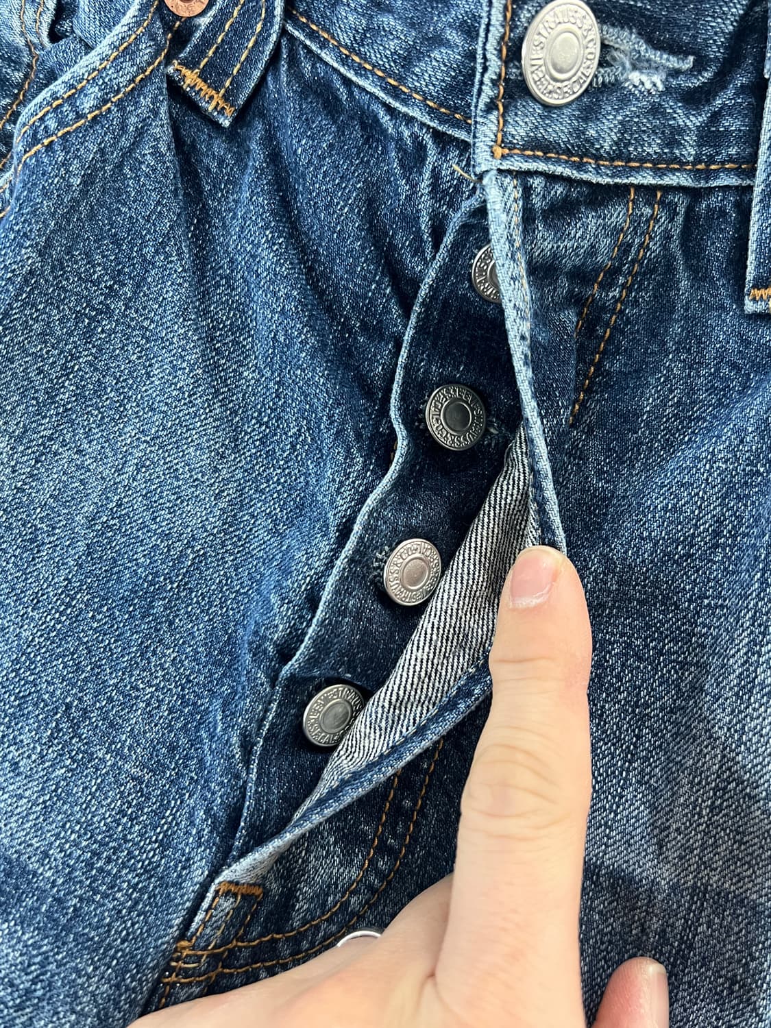 Levis 리바이스 501 버튼플라이 스트레이트 데님 팬츠 상품이미지5