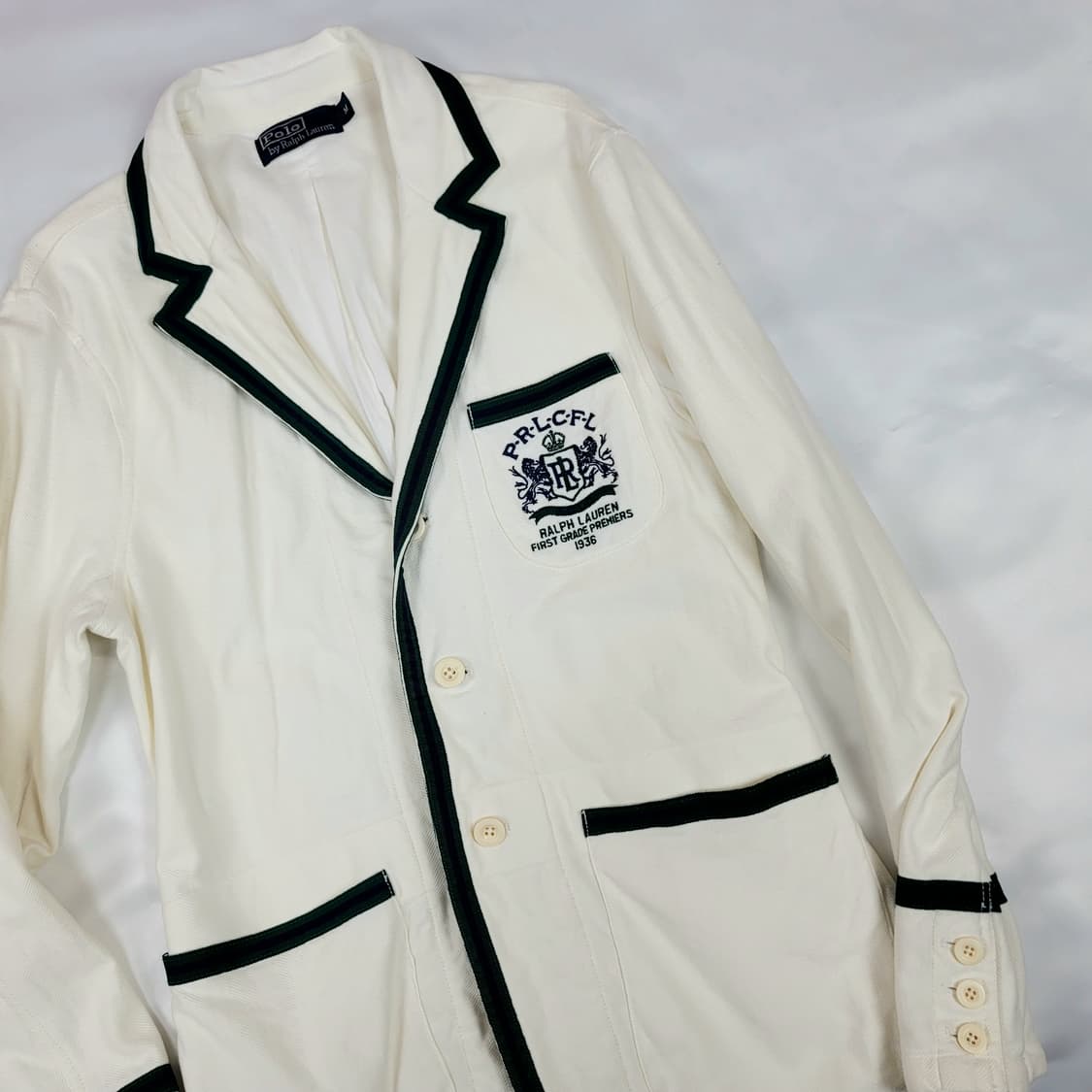 폴로파이핑자켓 상품이미지1