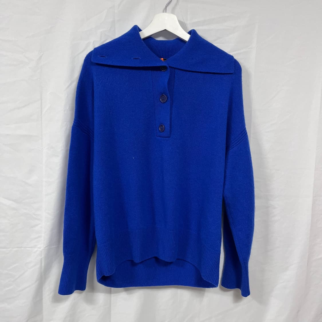 코스(COS) 캐시미어100 스프레드 카라 니트 상품이미지2