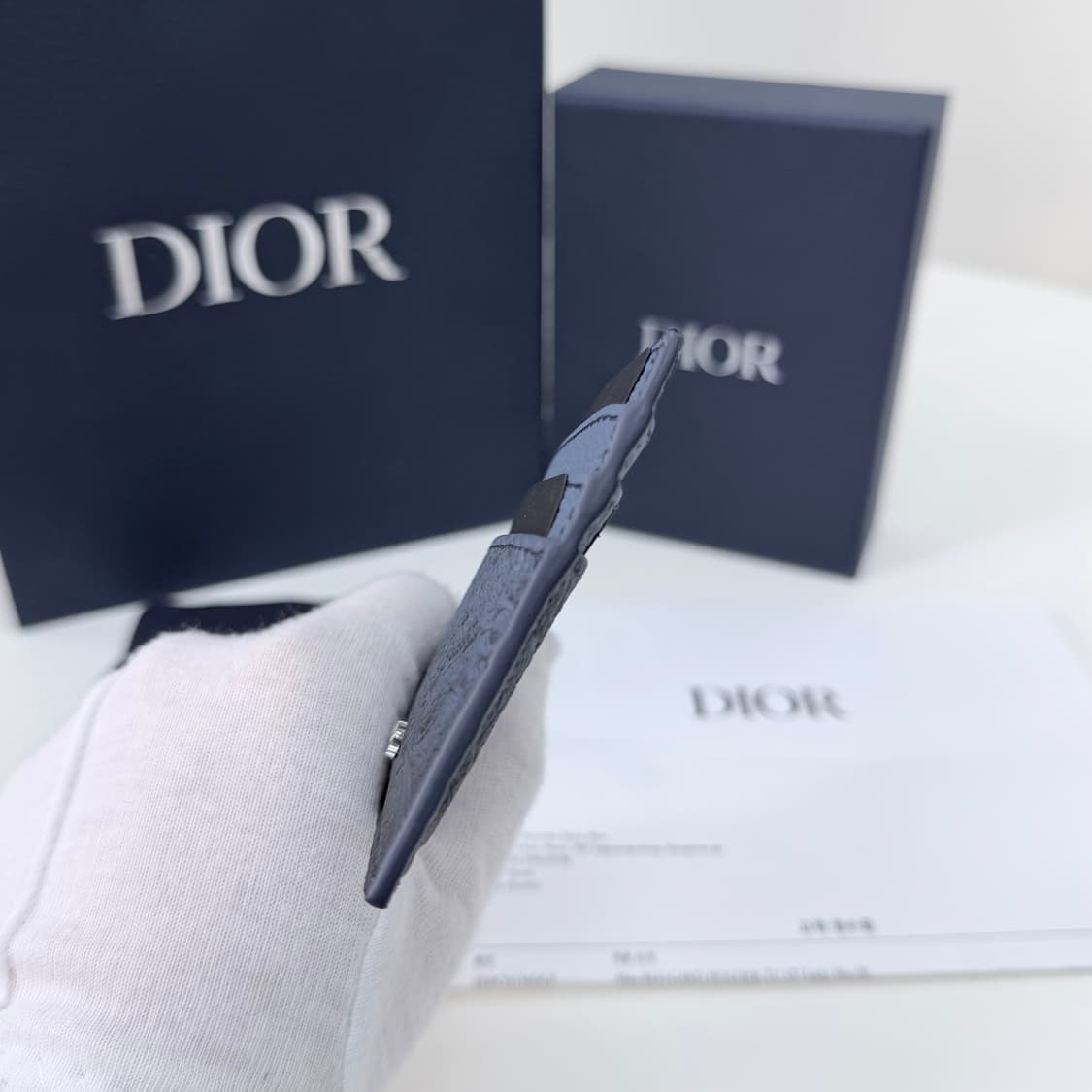 [미사용/선물가능] 26SS 디올 그라데이션 그래비티 레더 카드지갑 상품이미지6