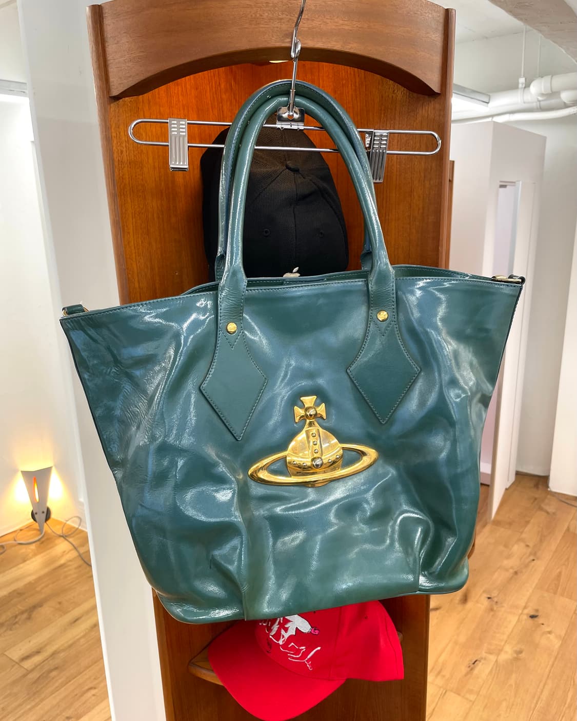 비비안웨스트우드 애나멜 백 상품이미지2