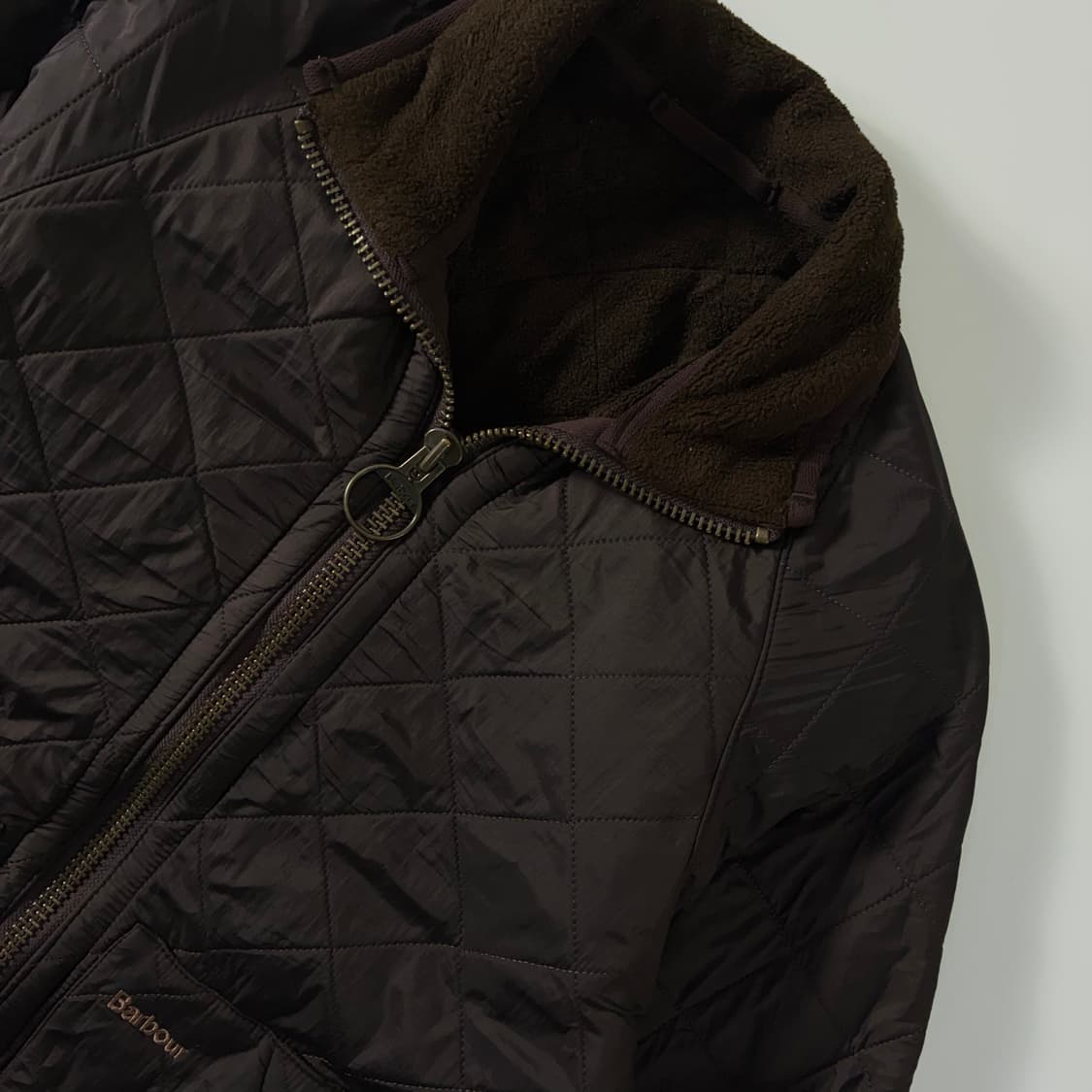 Barbour 바버 브라운 퀼티드 2-way 자켓 상품이미지3