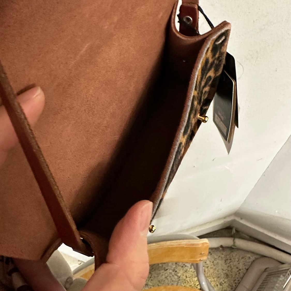 캠브리지사첼 레오파드&버건디 타이니 사첼백 상품이미지9