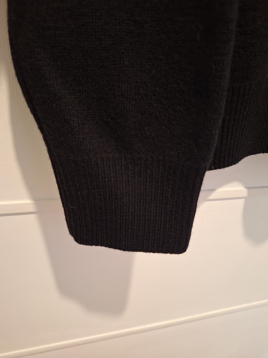 아미 여성 블랙 니트 티셔츠  상품이미지5