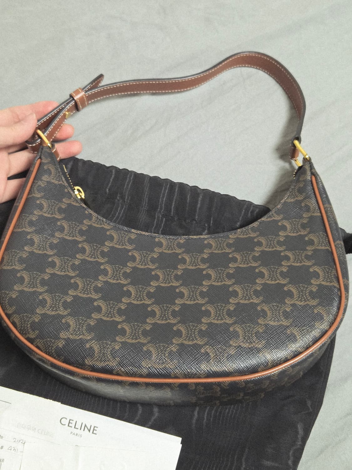 셀린느 아바백 상품이미지2