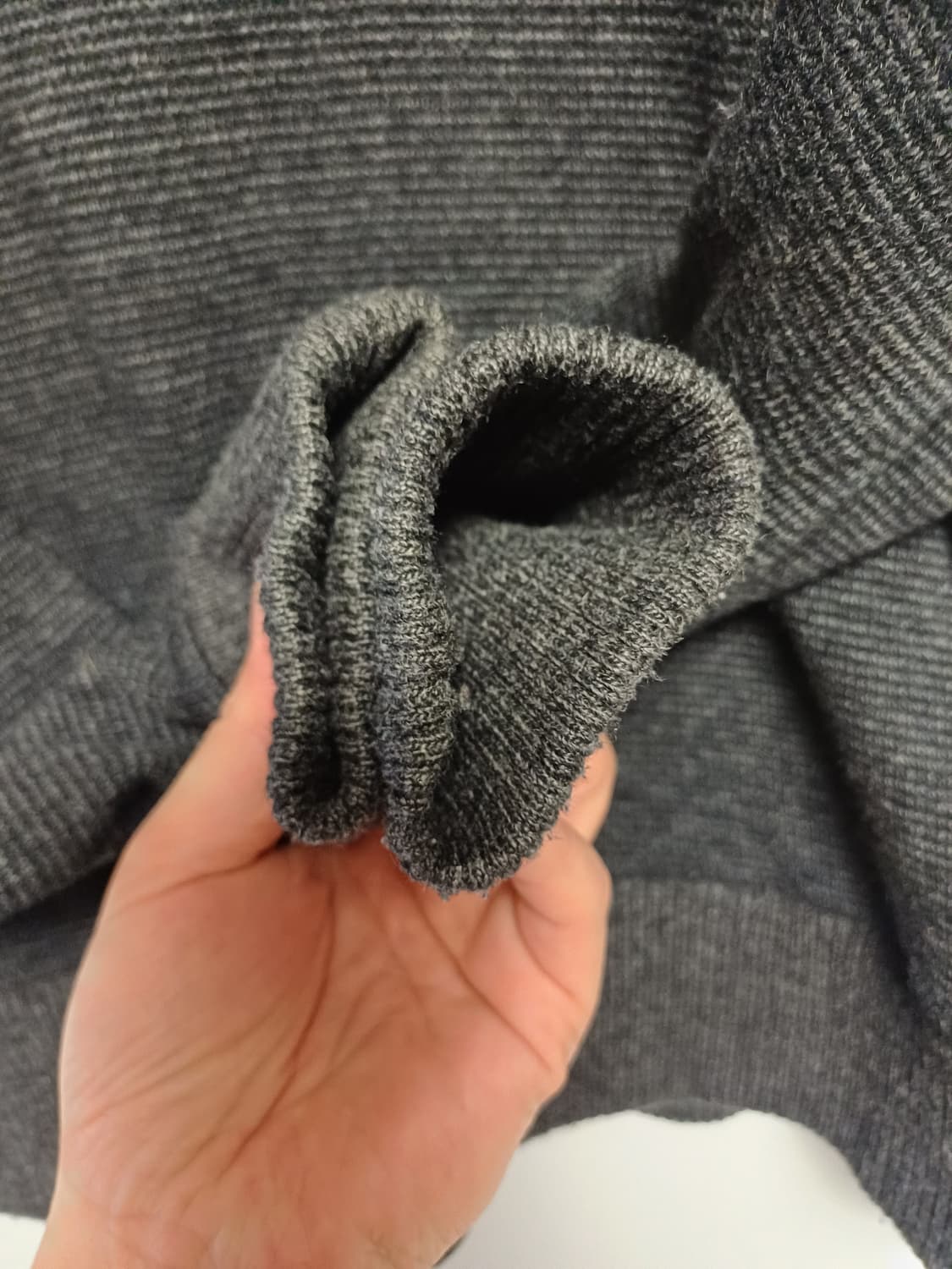 헨리코튼 남성 하프버튼 하이넥 니트 L(100) - 차콜 상품이미지5