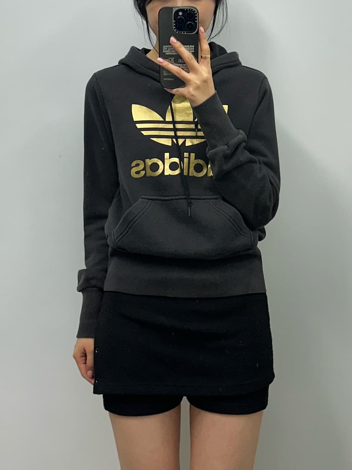 아디다스 골드 트레포일 블랙 후드티 상품이미지1