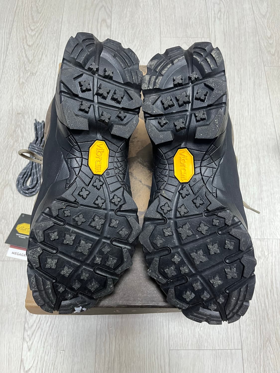 로아 카타리나 브라운 블랙, 42사이즈 판매 상품이미지2
