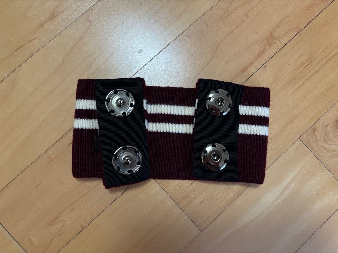 N21 버건디 니트 폴라 상품이미지2