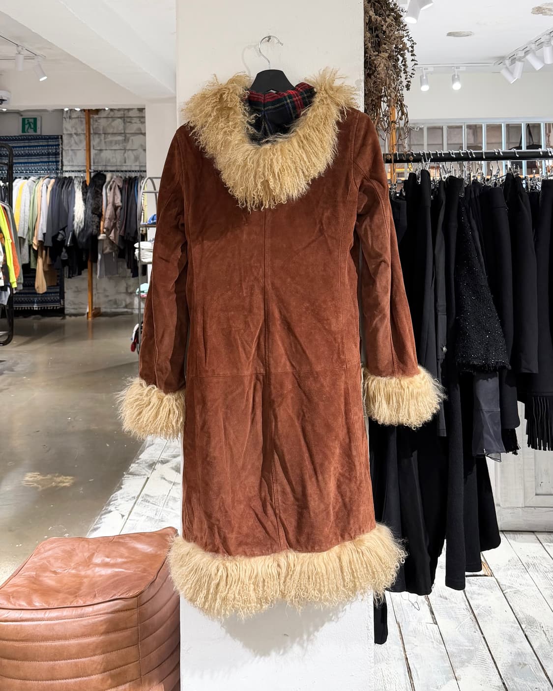 돌체앤가바나 브라운 스웨이드 양털 트리밍 더플 코트 상품이미지7