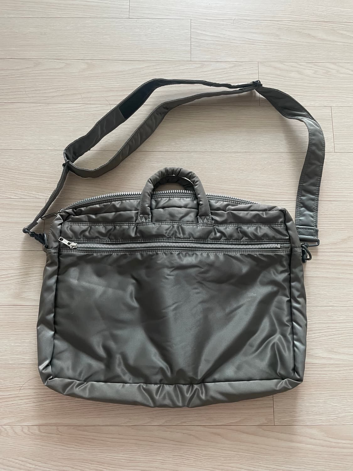 요시다 포터 탱커 브리프케이스 그레이실버 상품이미지2