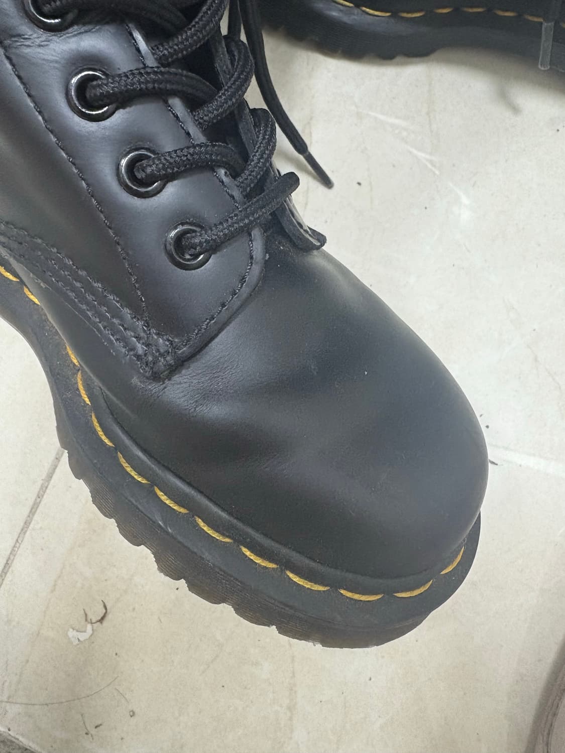 닥터마틴 1490 벡스 230 10홀 상품이미지9