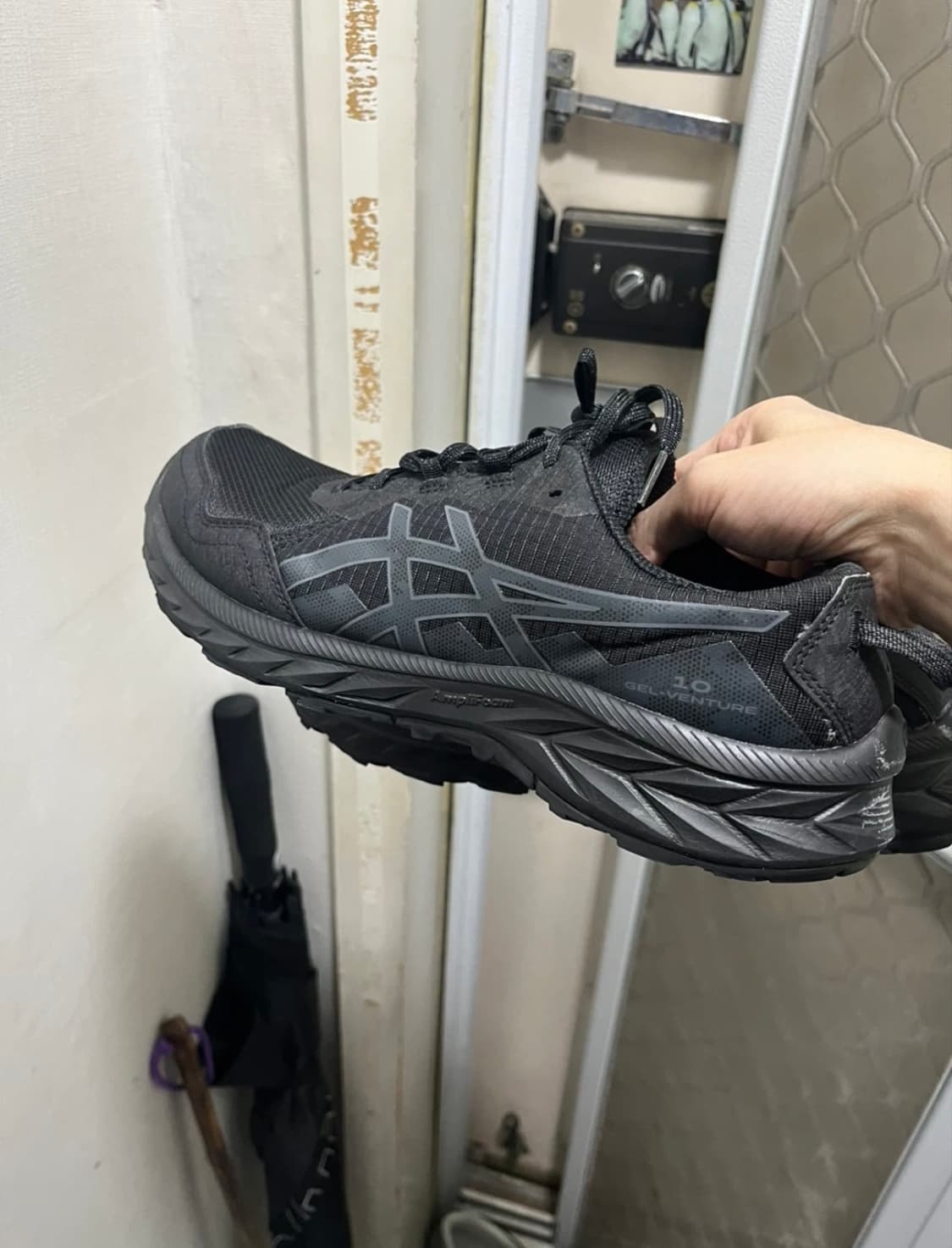 아식스 젤 벤쳐 10 블랙 280 상품이미지1