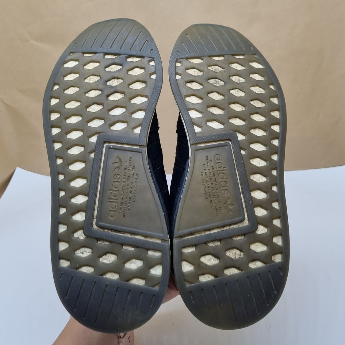 아디다스 NMD r2 운동화245 상품이미지3