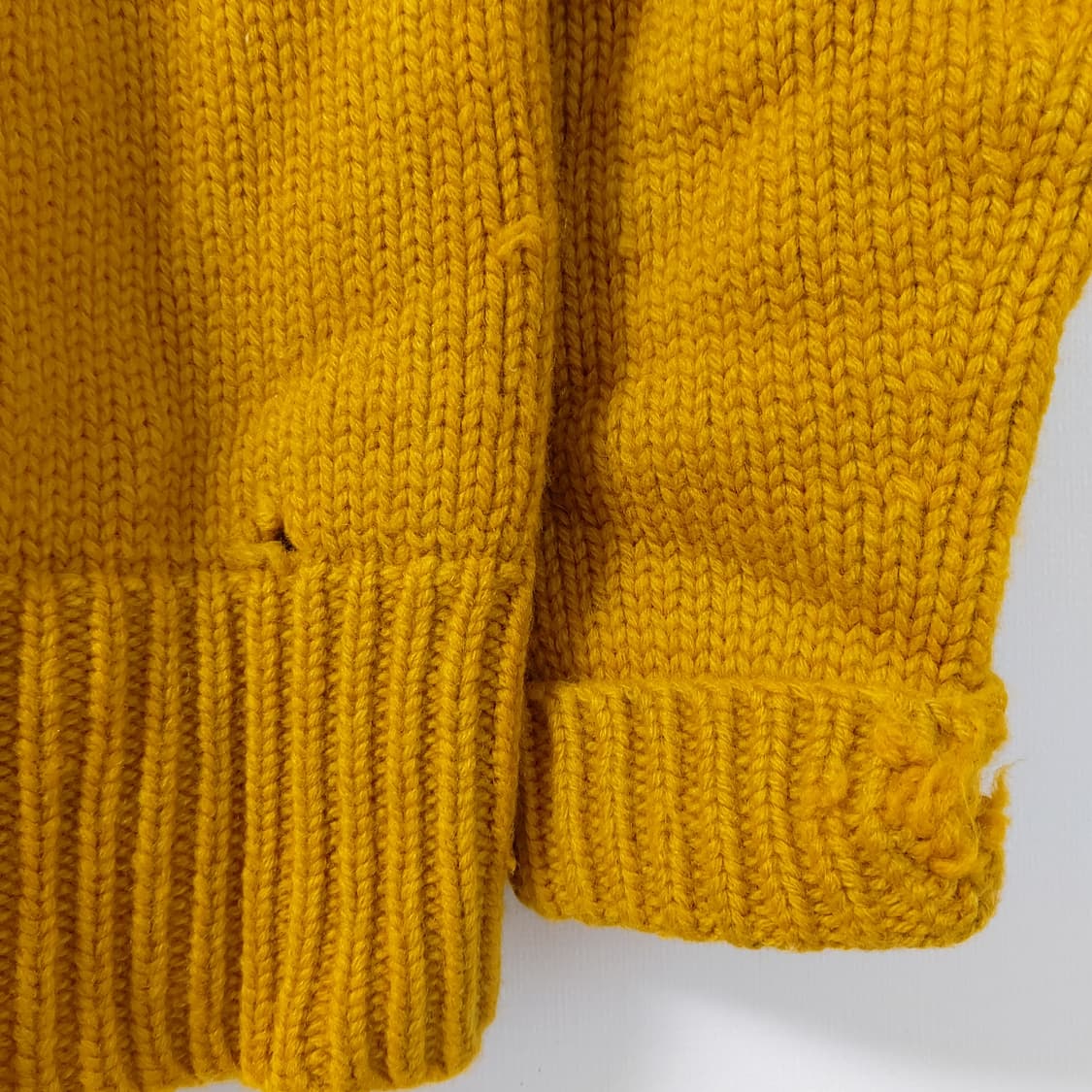 30년대 WOOL V-NECK SWEATER 선페이드 디스트레스드 상품이미지8