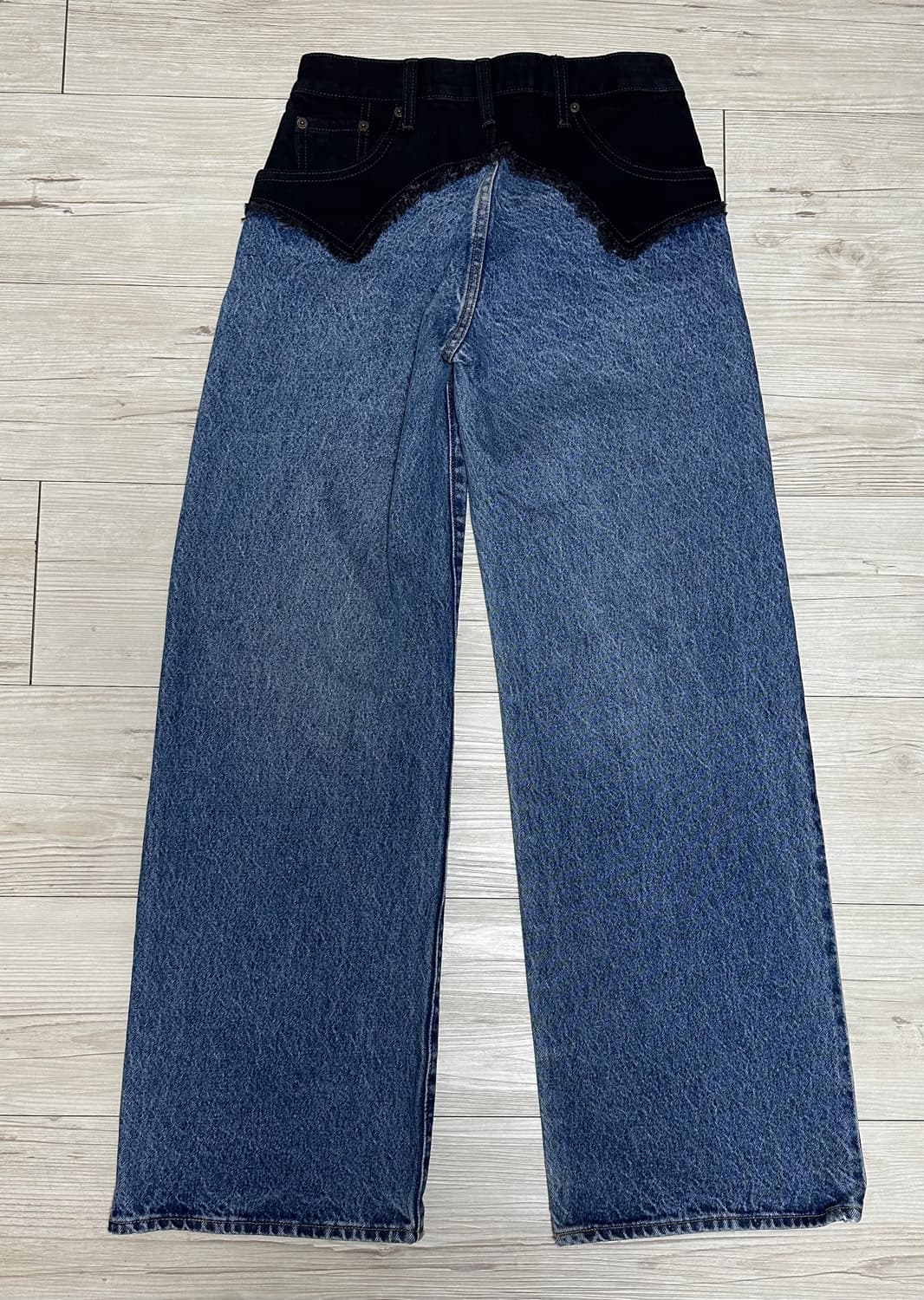 앤더슨벨x리바이스 우먼 배기진 상품이미지3