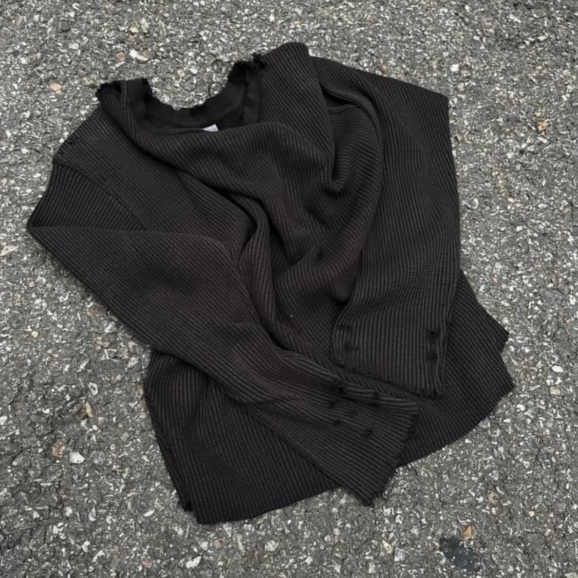 오네이타 와플 롱슬리브 블랙 소버 굿즈 니트 상품이미지1