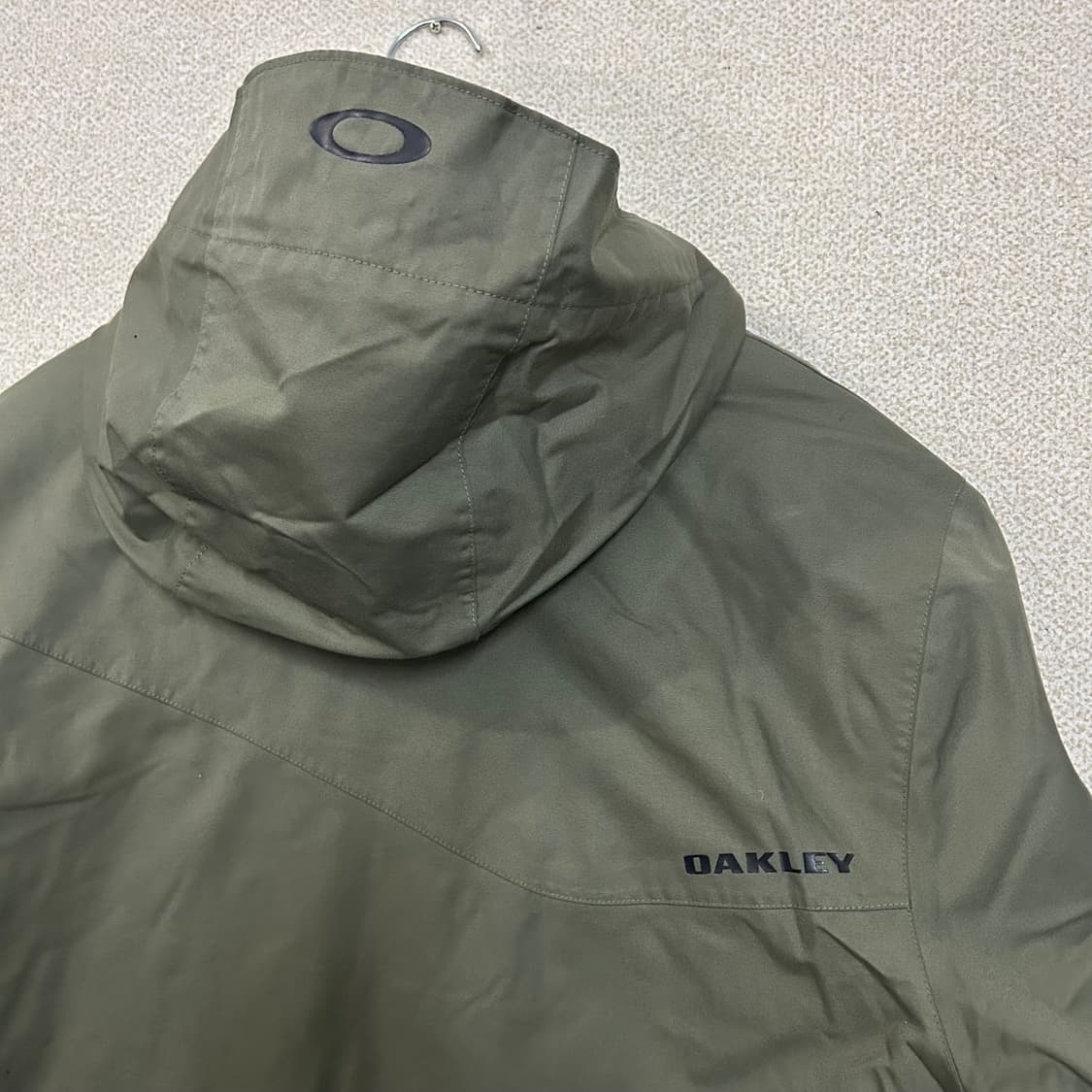 (L) 오클리 아카이브로고 카키 스노우보드 점퍼 상품이미지6