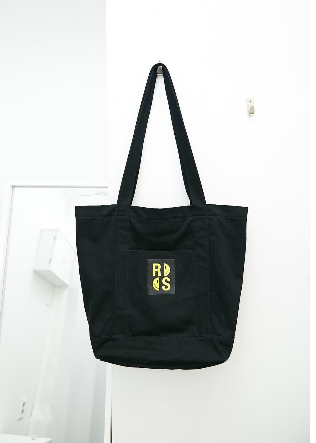 Raf Simons x Smiley Logo Patch Tote Bag 상품이미지1