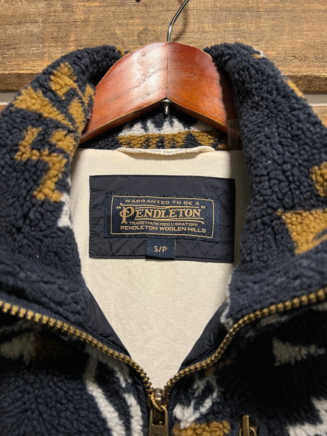 [S]펜들턴 USA 나바호 패턴 네이비 플리스 자켓 상품이미지2