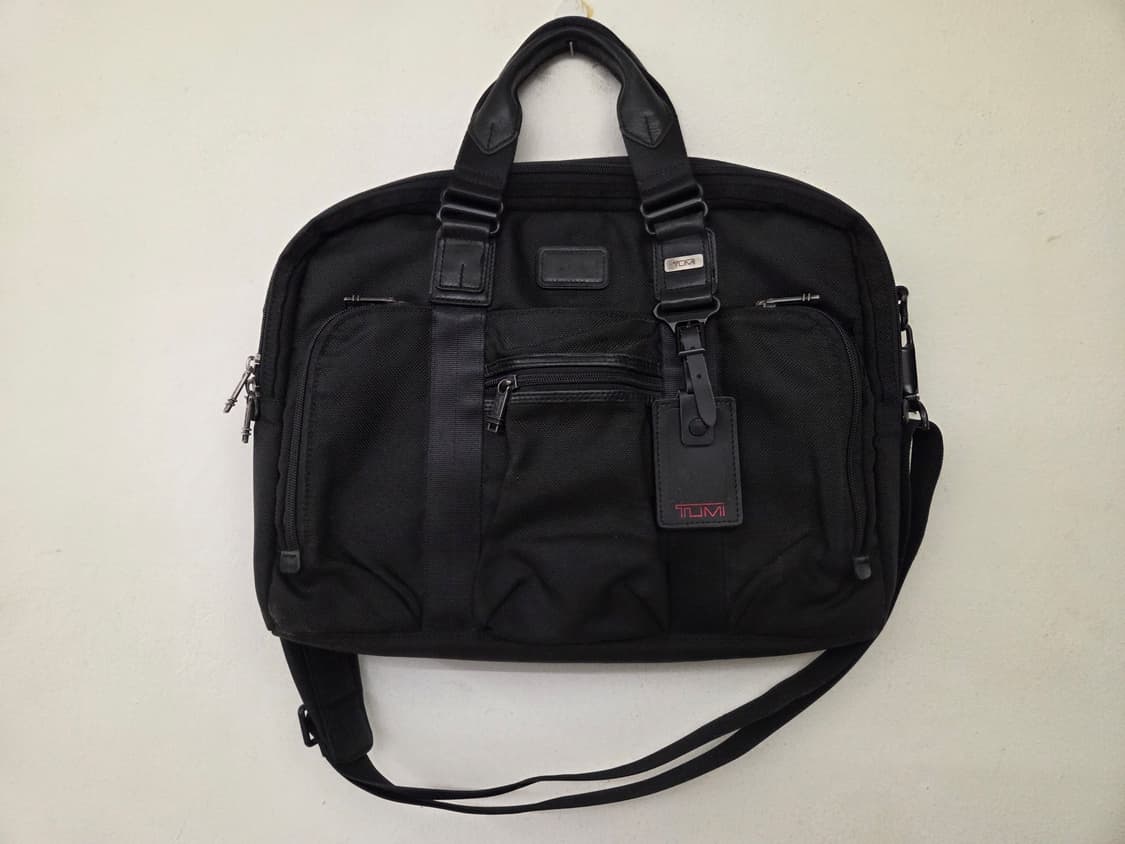 투미 알파 브리프케이스 블랙 상품이미지1