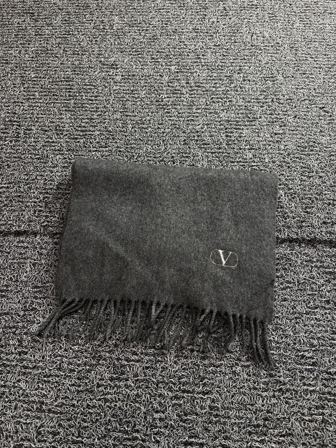 발렌티노 아카이브 시그니처 캐시미어 머플러 3094 상품이미지6