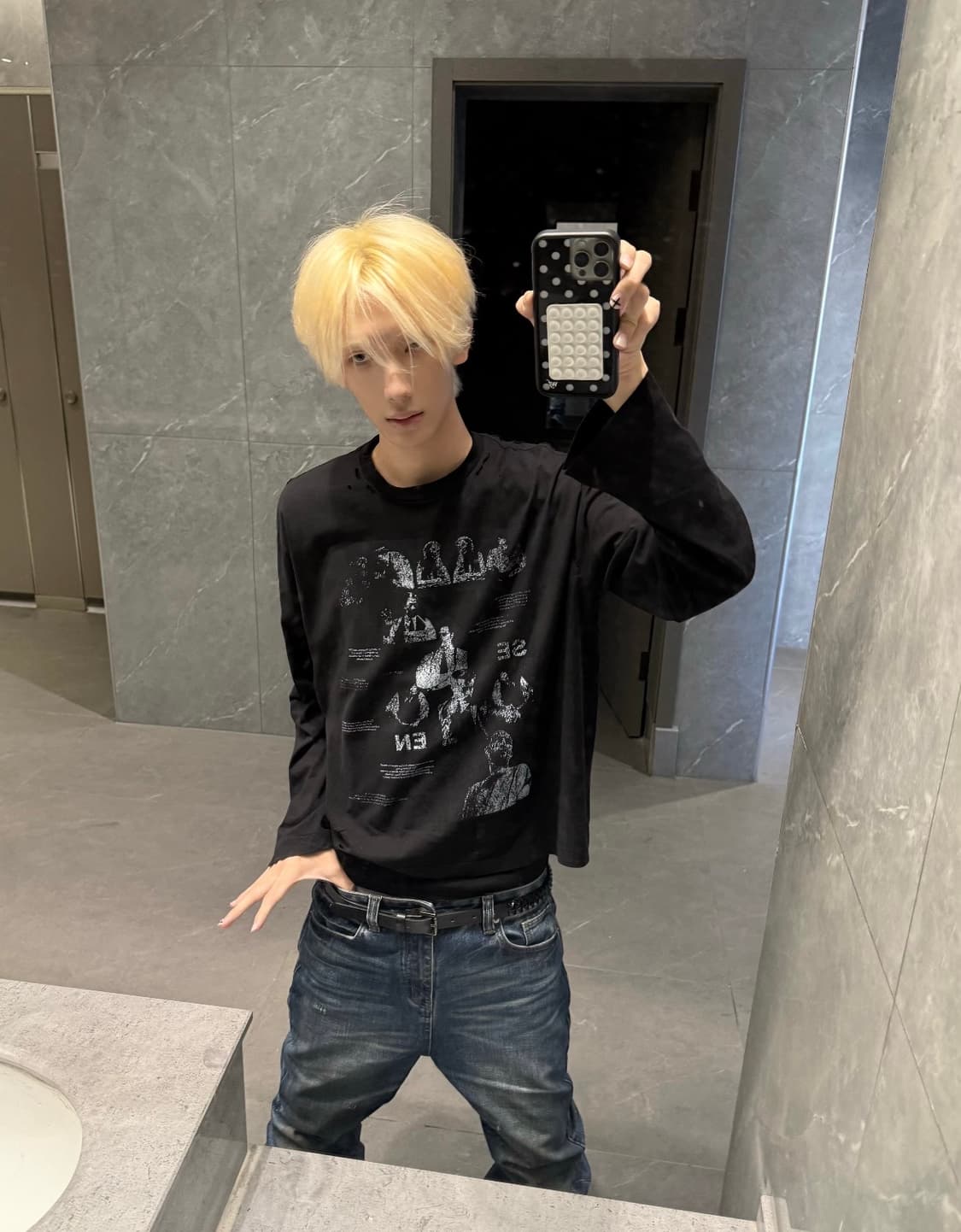 Vintage Wash Long Sleeve T-Shirt 상품이미지3