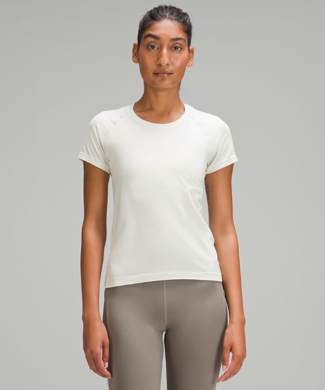 룰루레몬 스위프틀리 테크 숏슬리브 셔츠 2.0 웨이스트 렝스 2 상품이미지3