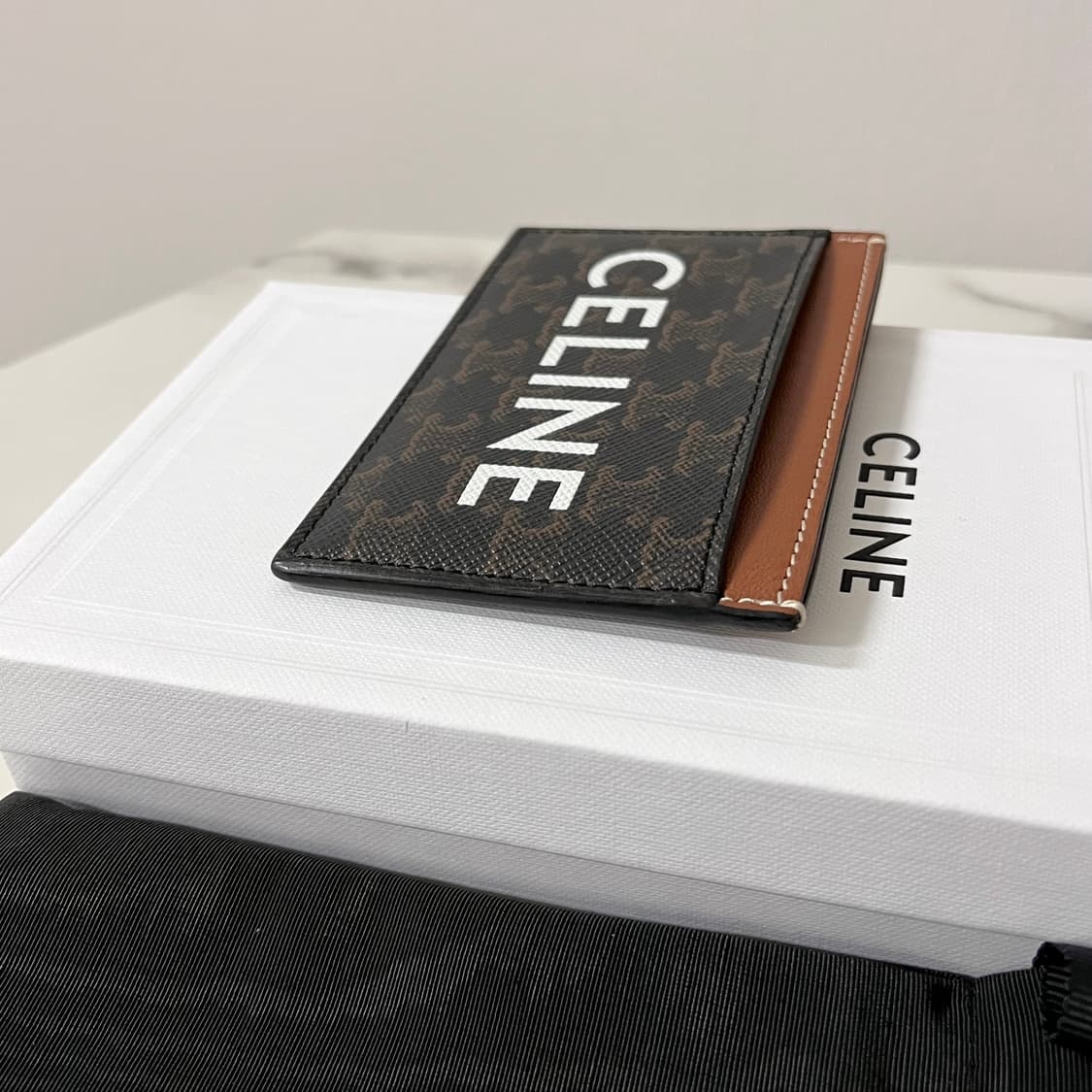 [S+급/정품] 셀린느 로고 트리옹프 카드지갑 상품이미지8