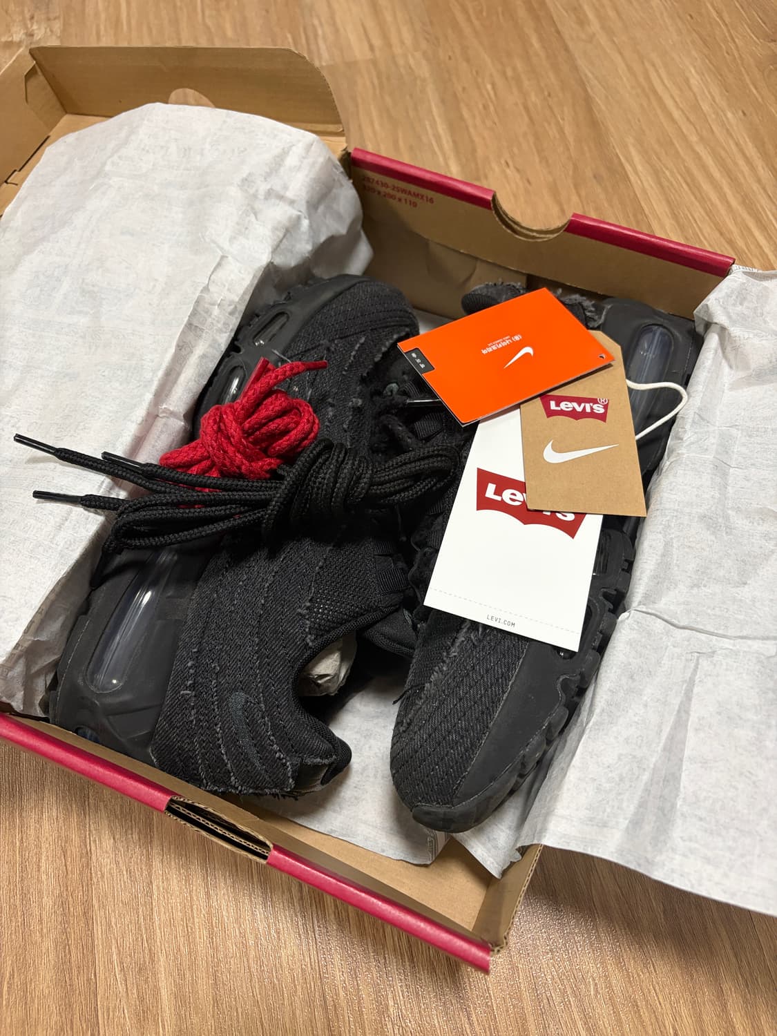 나이키 X 리바이스 콜라보 에어맥스 95 블랙 265 상품이미지5