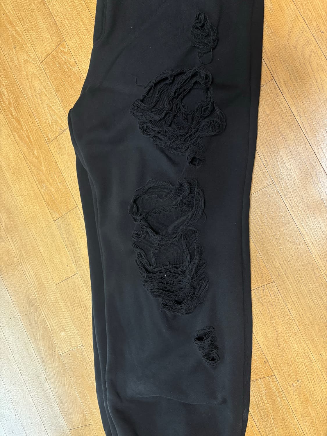 트리밍버드 Scratch Damage Wide Sweat Pants [  상품이미지4