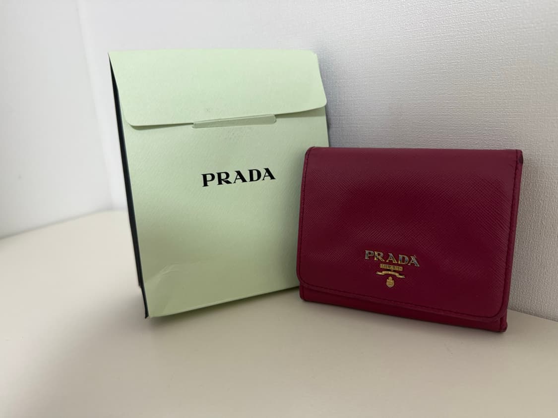 프라다 사파이어 정품 3단지갑 상품이미지1