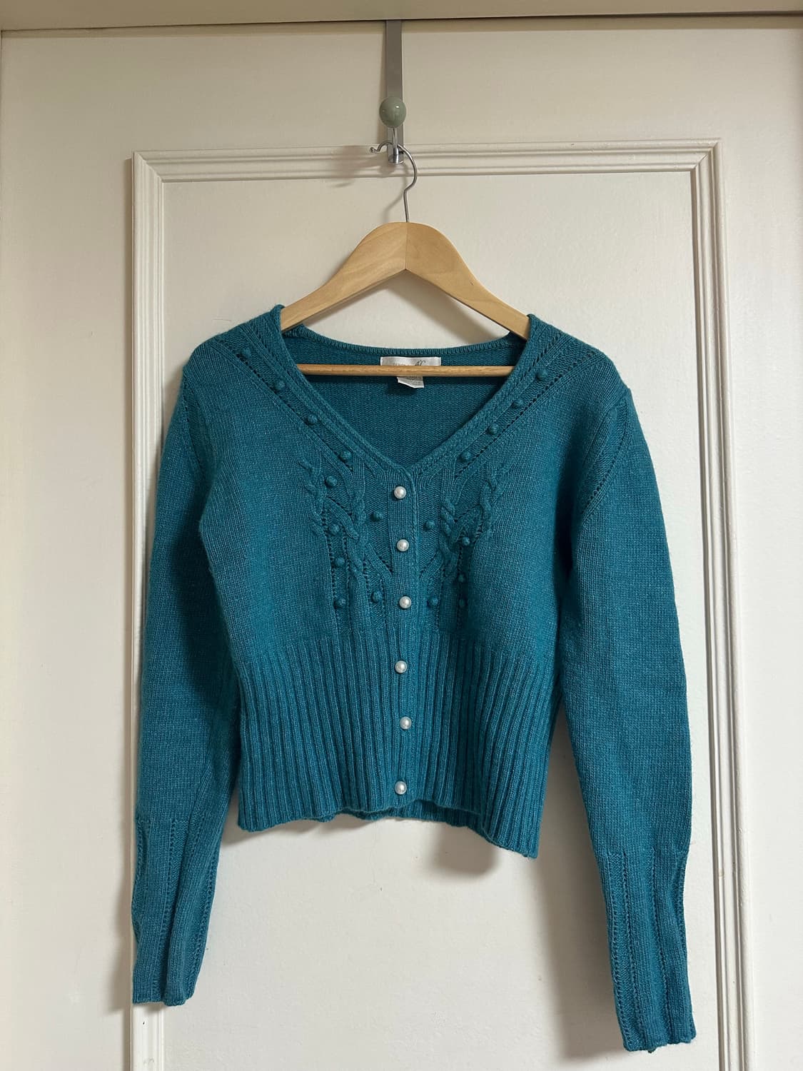 빈티지 브이넥 진주 니트 상품이미지1