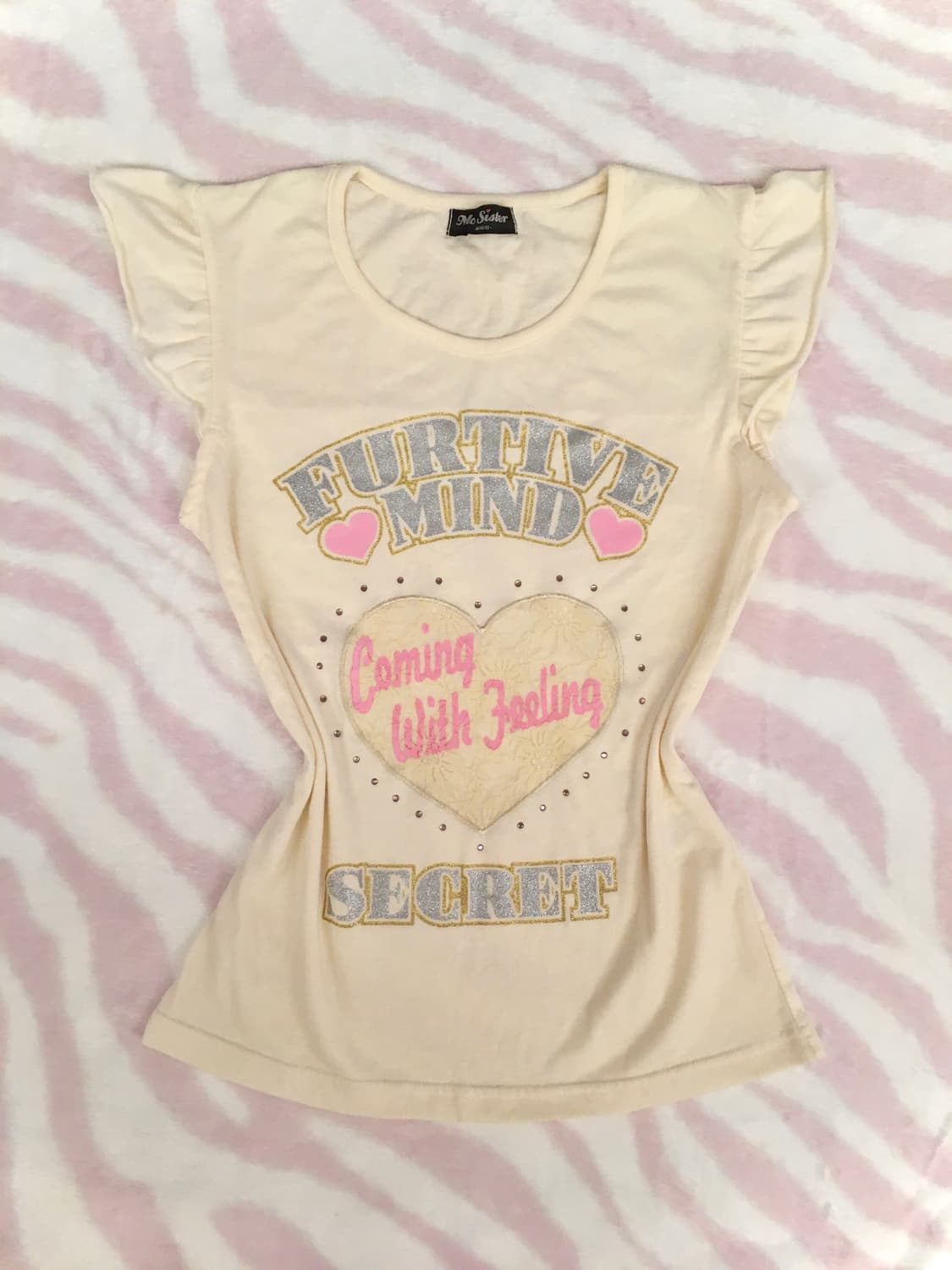 아이보리 레이스하트 히메갸루 실버레터링 반팔 티셔츠 달천깔 상품이미지1