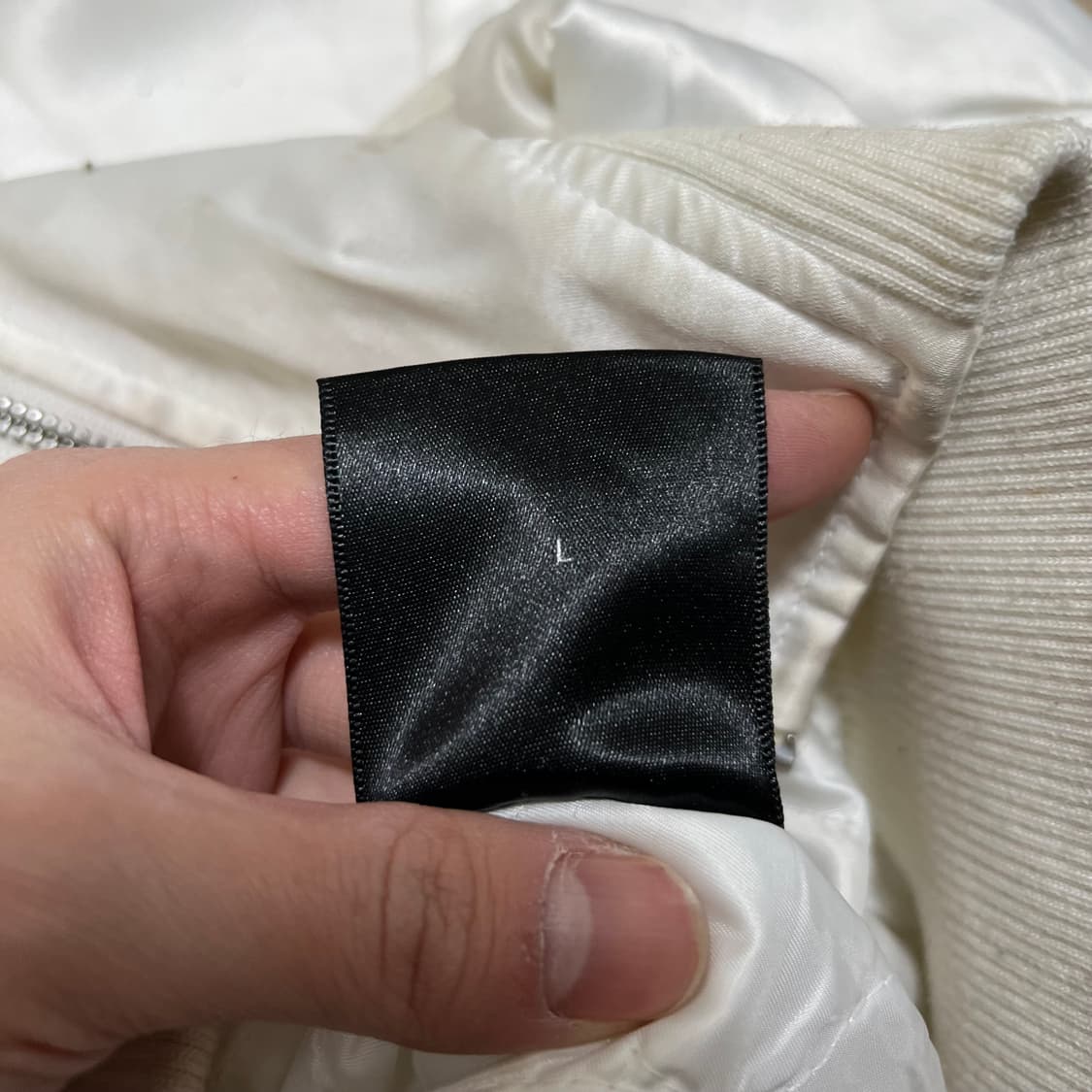 비바스튜디오 타이거 자수 스카쟌 스타디움 자켓 [화이트] L/100 상품이미지7