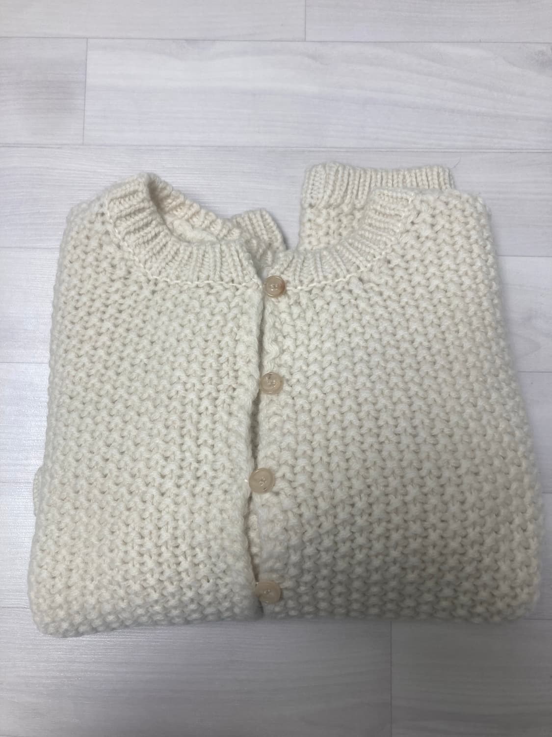 리본빛 Teddy Knit Cardigan - Ivory(테디가디건) 상품이미지4