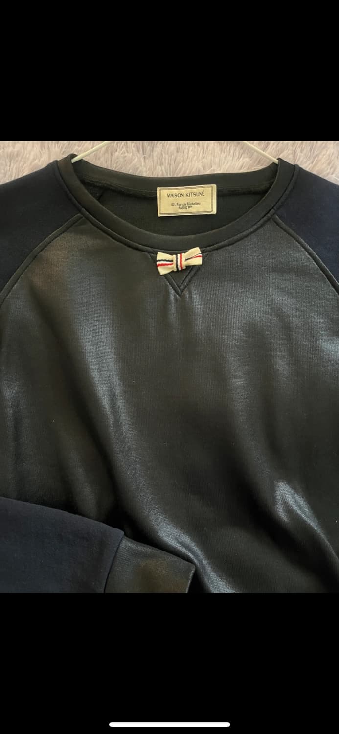 메종키츠네 블랙네이비 맨투맨 M 상품이미지3