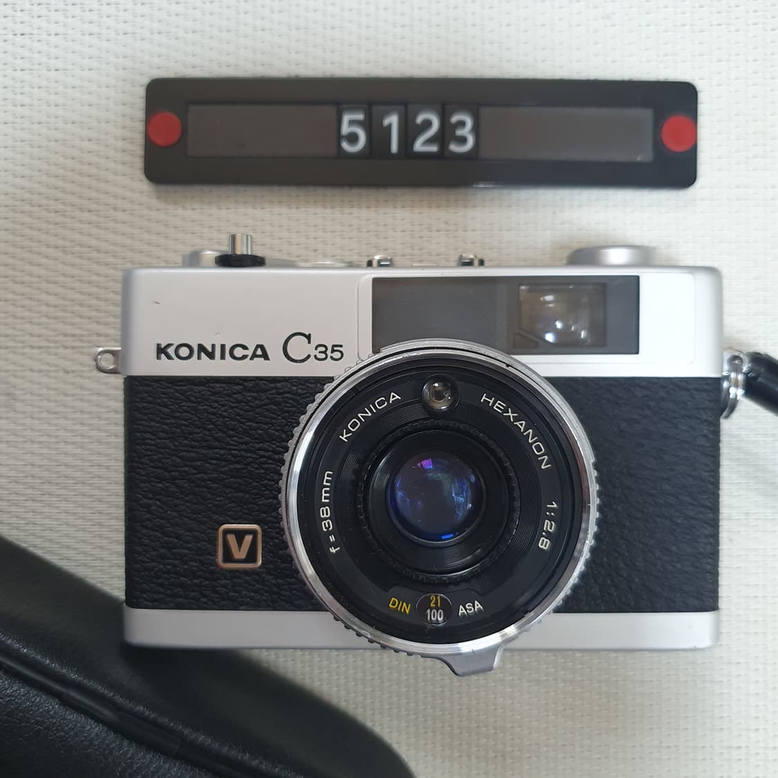 코니카 C 35 V 필름카메라 파우치포함 상품이미지1